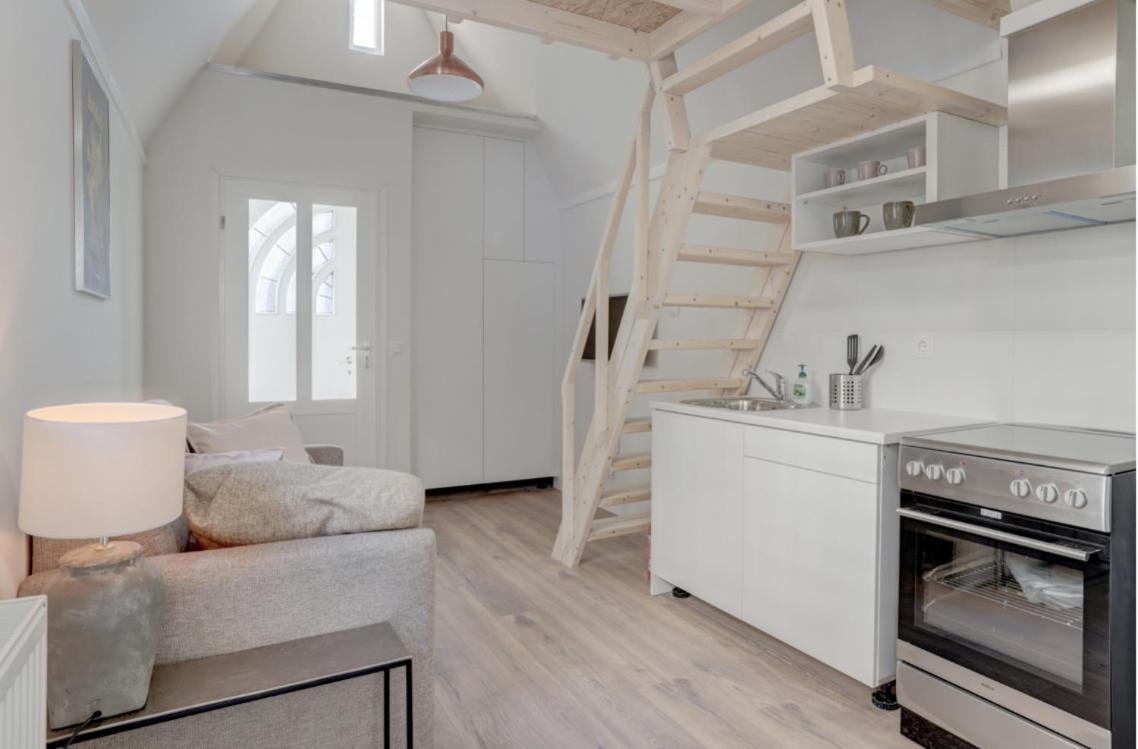 Lovely Tiny House Амстелвин Экстерьер фото